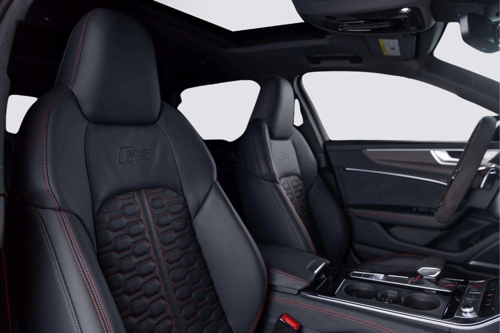 used 2023 Audi RS 6 Avant car, priced at $114,888