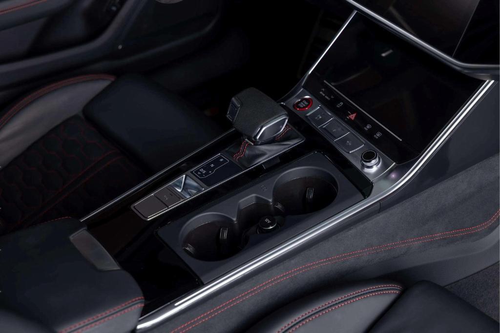 used 2023 Audi RS 6 Avant car, priced at $114,888