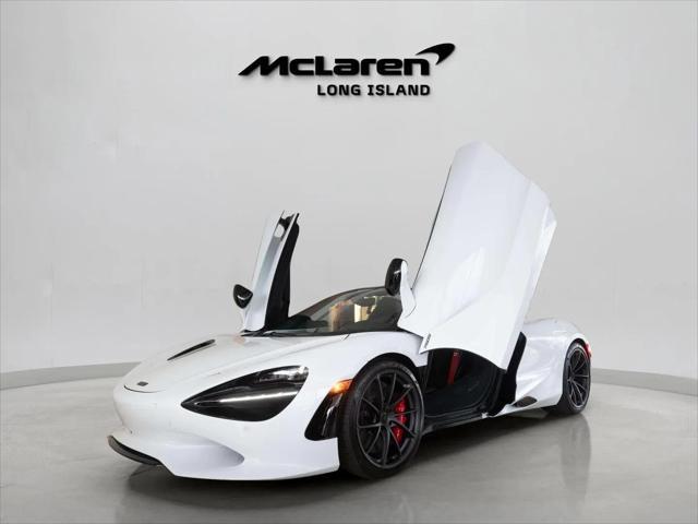 new 2025 McLaren 750S car, priced at $425,495