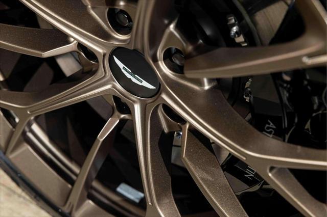 new 2025 Aston Martin Vantage car