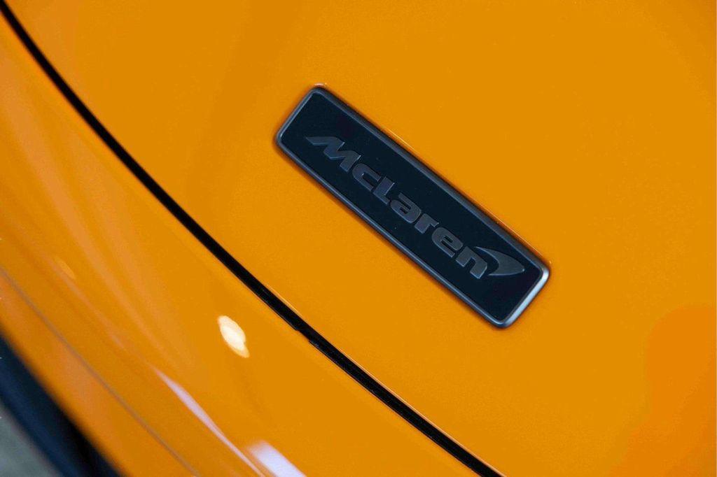 new 2025 McLaren 750S car, priced at $425,495