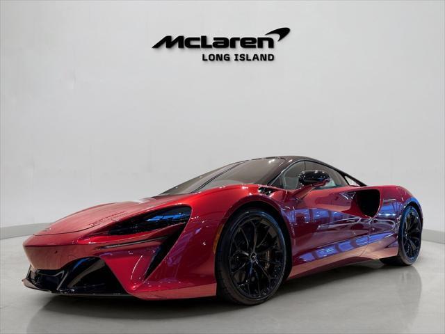 new 2024 McLaren Artura car, priced at $281,808