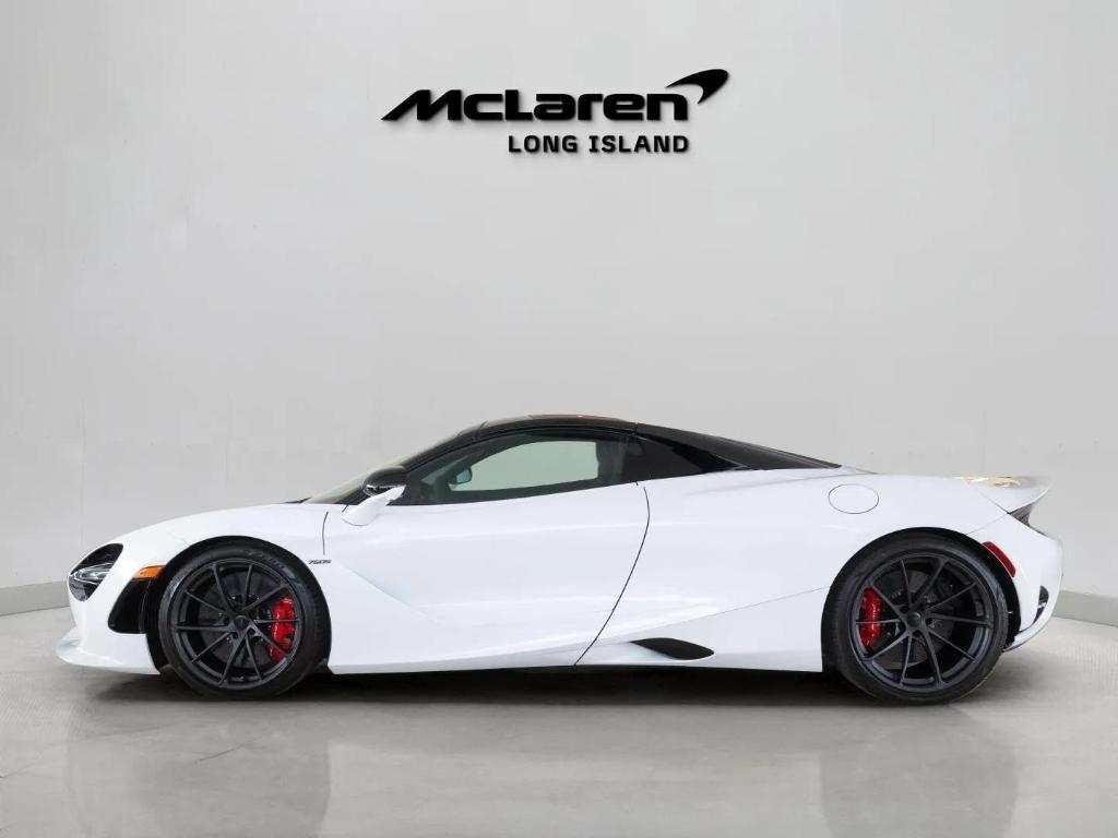 new 2025 McLaren 750S car, priced at $425,495