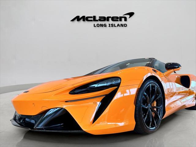 used 2025 McLaren Artura car, priced at $299,888