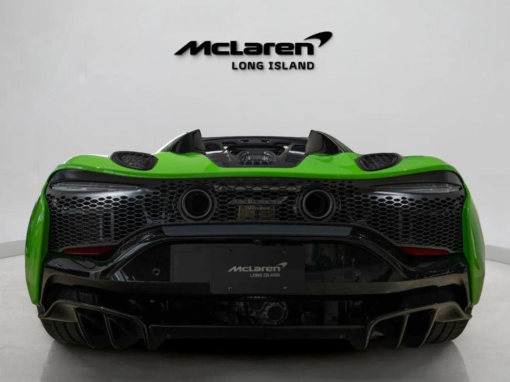 new 2025 McLaren Artura car