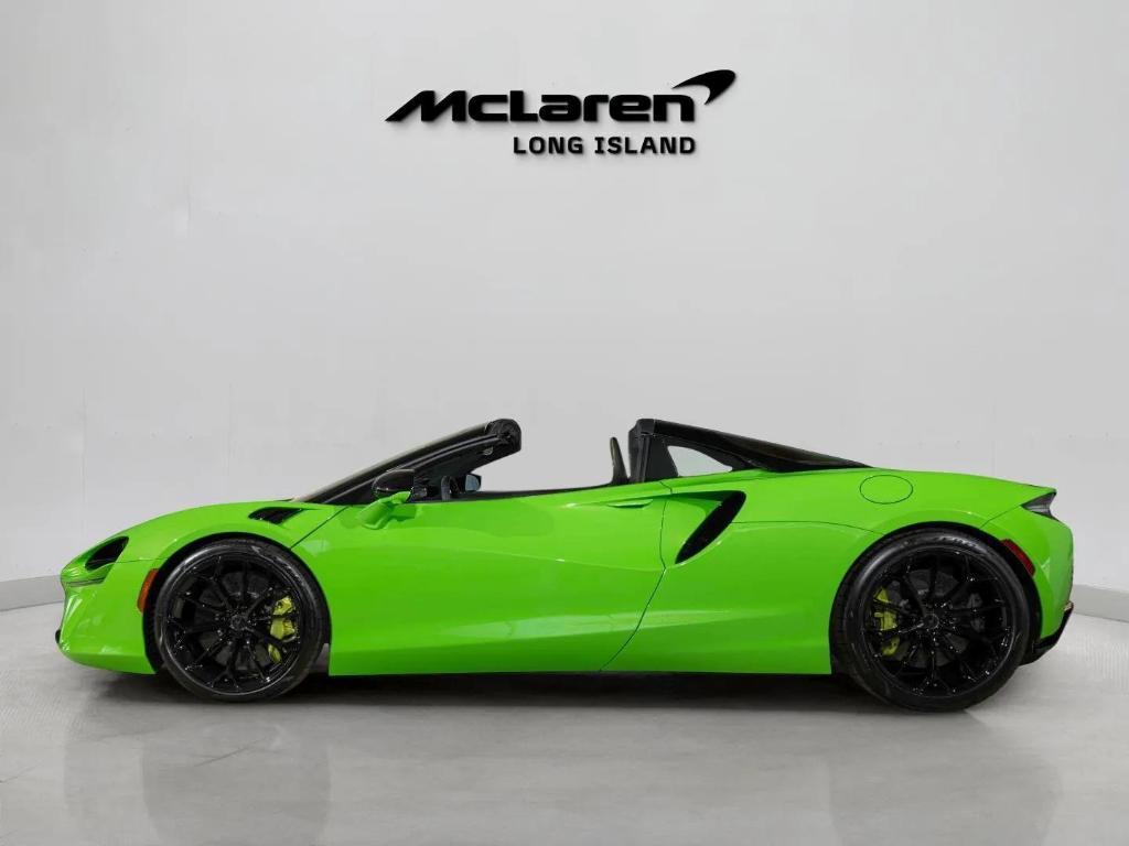 new 2025 McLaren Artura car