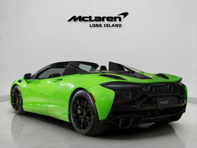 new 2025 McLaren Artura car, priced at $330,208