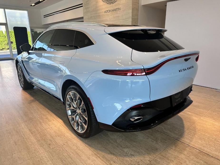 used 2023 Aston Martin DBX car