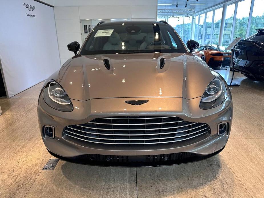 used 2023 Aston Martin DBX car