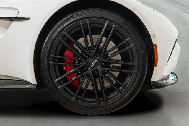 new 2025 Aston Martin Vantage car