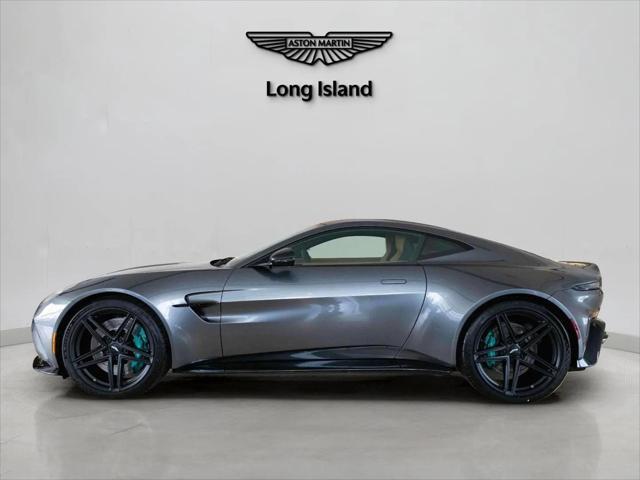 new 2025 Aston Martin Vantage car