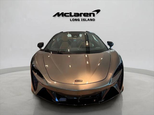 new 2025 McLaren Artura car, priced at $335,708