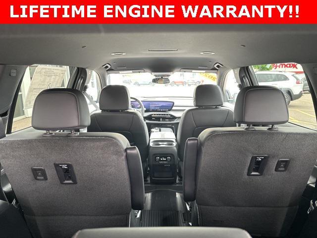 new 2025 Buick Enclave car