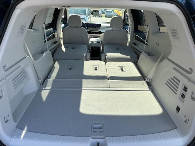 new 2025 Buick Enclave car