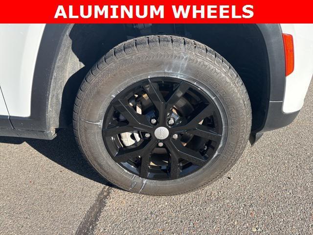 used 2023 Jeep Grand Cherokee car, priced at $26,970