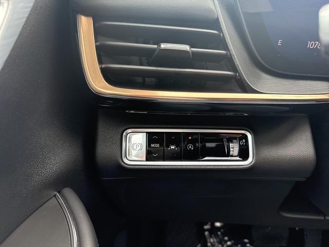 used 2024 Buick Envision car, priced at $40,470