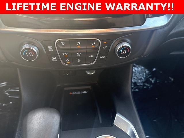 used 2022 Chevrolet Traverse car, priced at $24,995