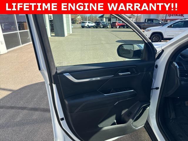 used 2025 GMC Acadia car, priced at $36,970