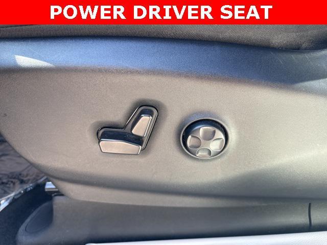used 2023 Chrysler Pacifica car, priced at $24,270