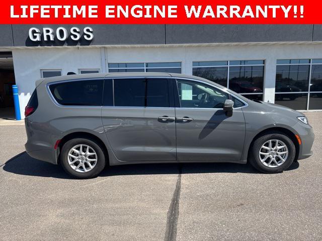 used 2023 Chrysler Pacifica car, priced at $24,270
