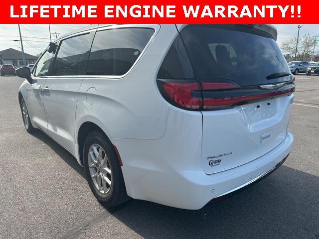 used 2023 Chrysler Pacifica car, priced at $24,270