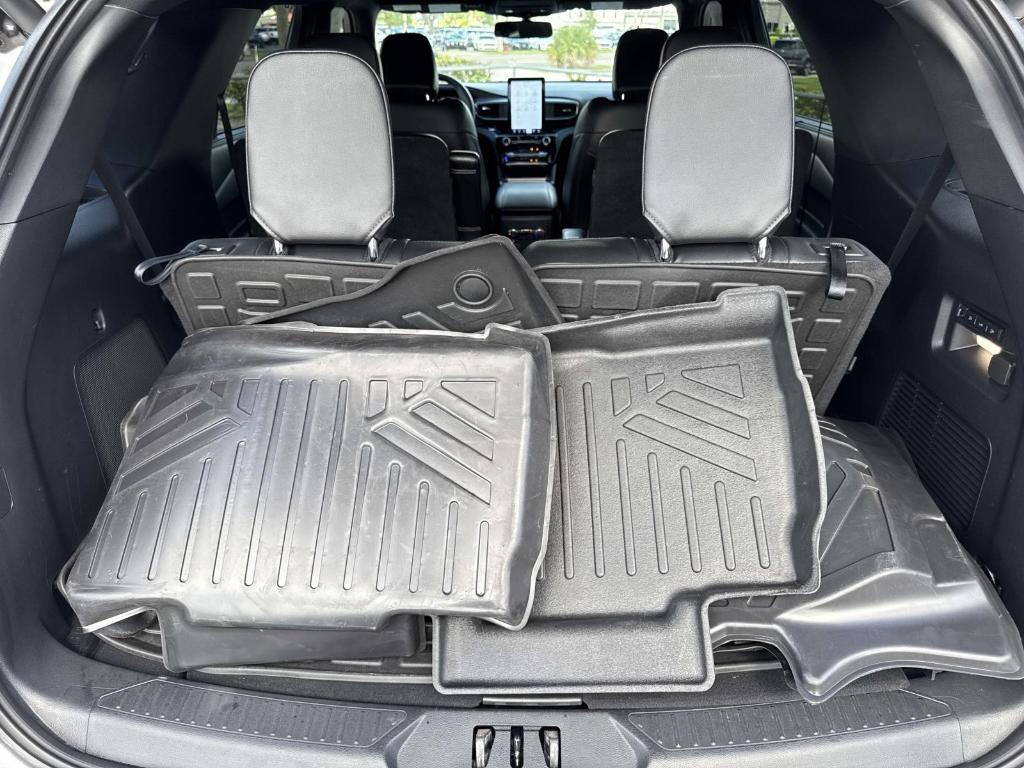 used 2022 Ford Explorer car