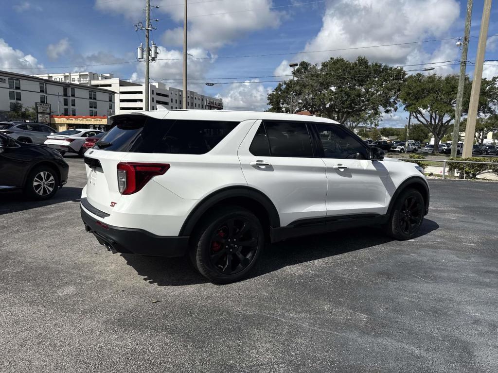 used 2022 Ford Explorer car