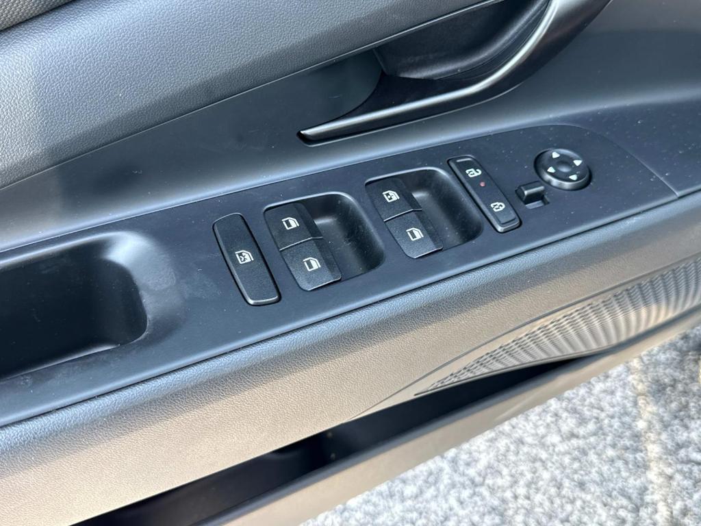 used 2025 Hyundai Elantra car, priced at $20,595