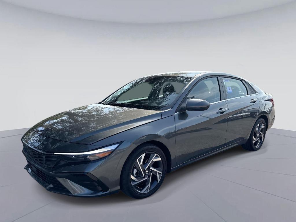 used 2025 Hyundai Elantra car, priced at $23,995