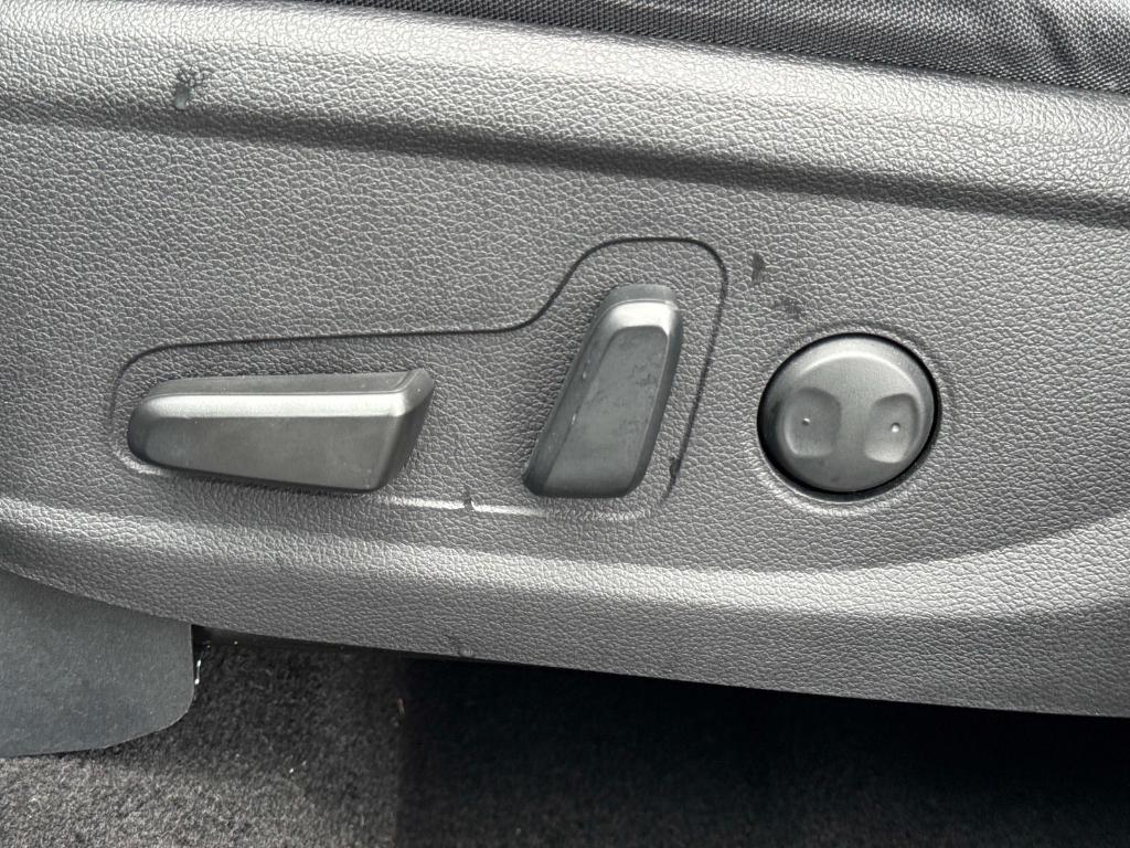 used 2023 Hyundai Santa Fe car, priced at $23,995