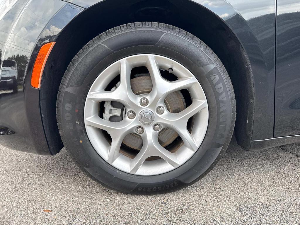 used 2017 Chrysler Pacifica car, priced at $11,995