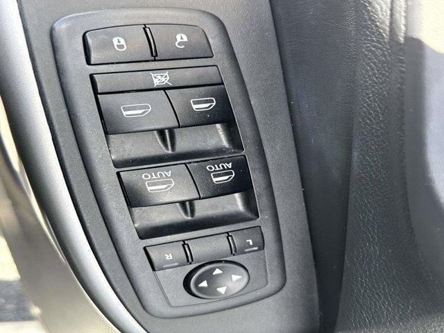 used 2019 Jeep Cherokee car, priced at $13,995