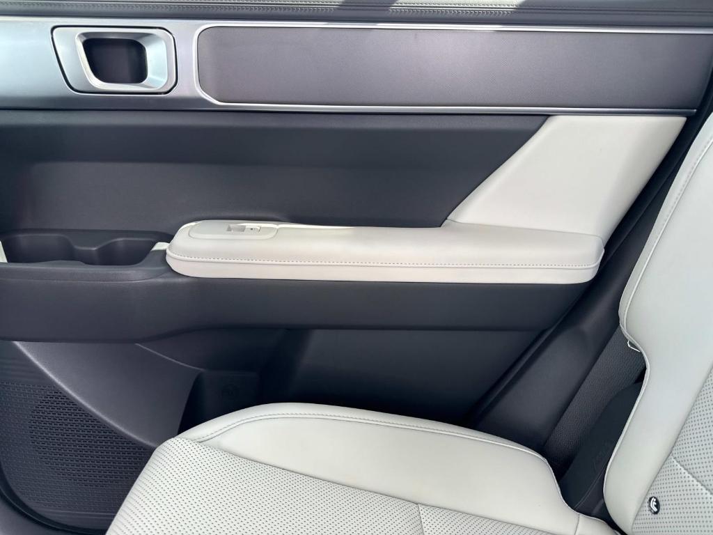used 2025 Hyundai Santa Fe car, priced at $33,995