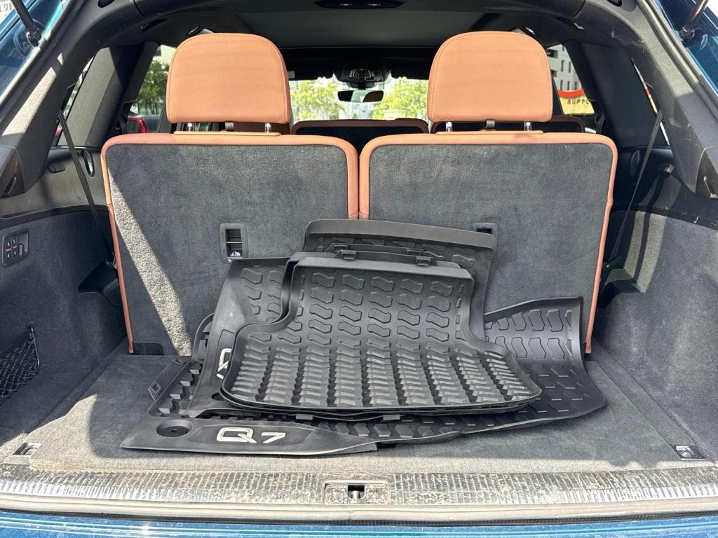 used 2021 Audi Q7 car, priced at $33,895