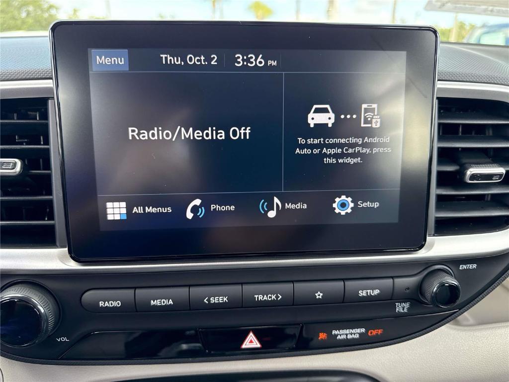 used 2025 Hyundai Venue car, priced at $20,595