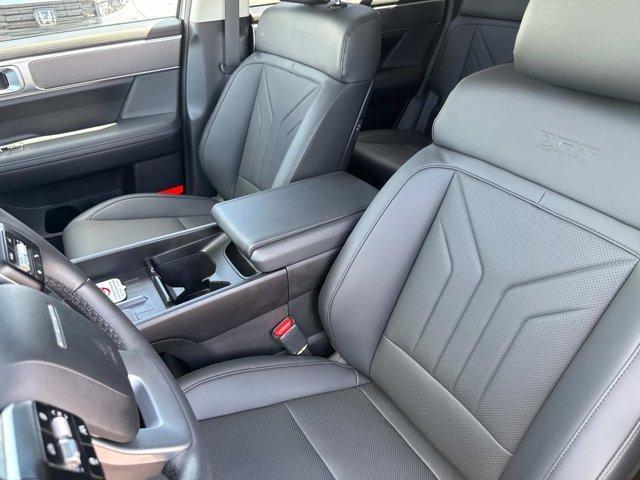 used 2025 Hyundai Santa Fe car, priced at $35,595