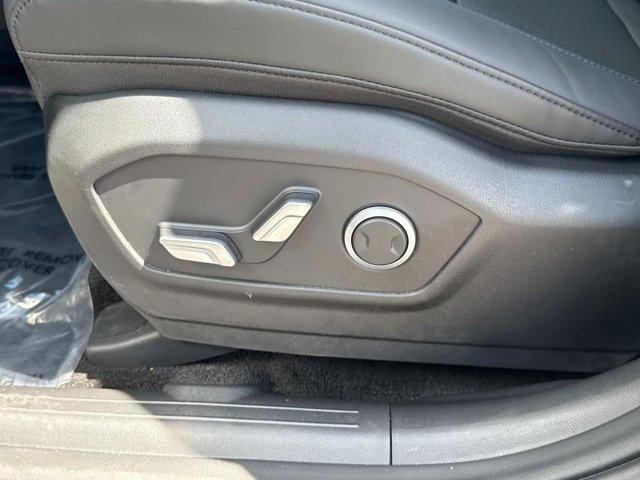 used 2025 Hyundai Santa Fe car, priced at $35,595