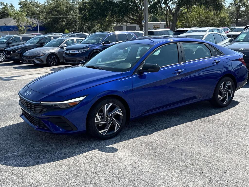 used 2025 Hyundai Elantra car, priced at $20,595