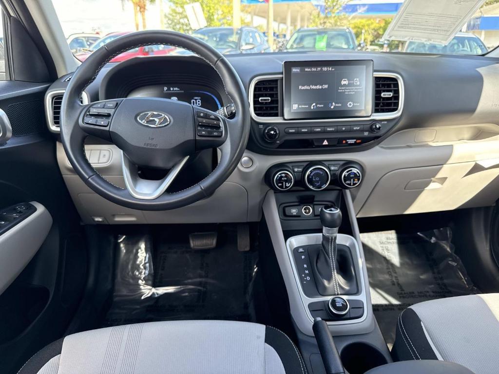 used 2025 Hyundai Venue car, priced at $20,595