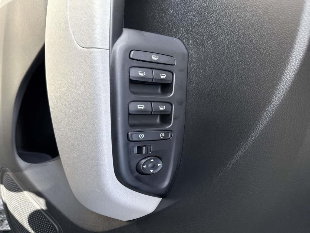 used 2025 Hyundai Venue car, priced at $20,595