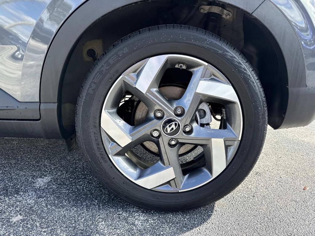 used 2025 Hyundai Venue car, priced at $20,595