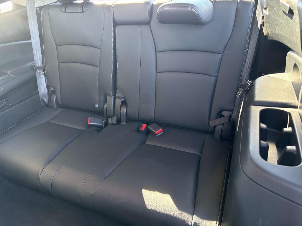 used 2022 Honda Pilot car, priced at $24,595