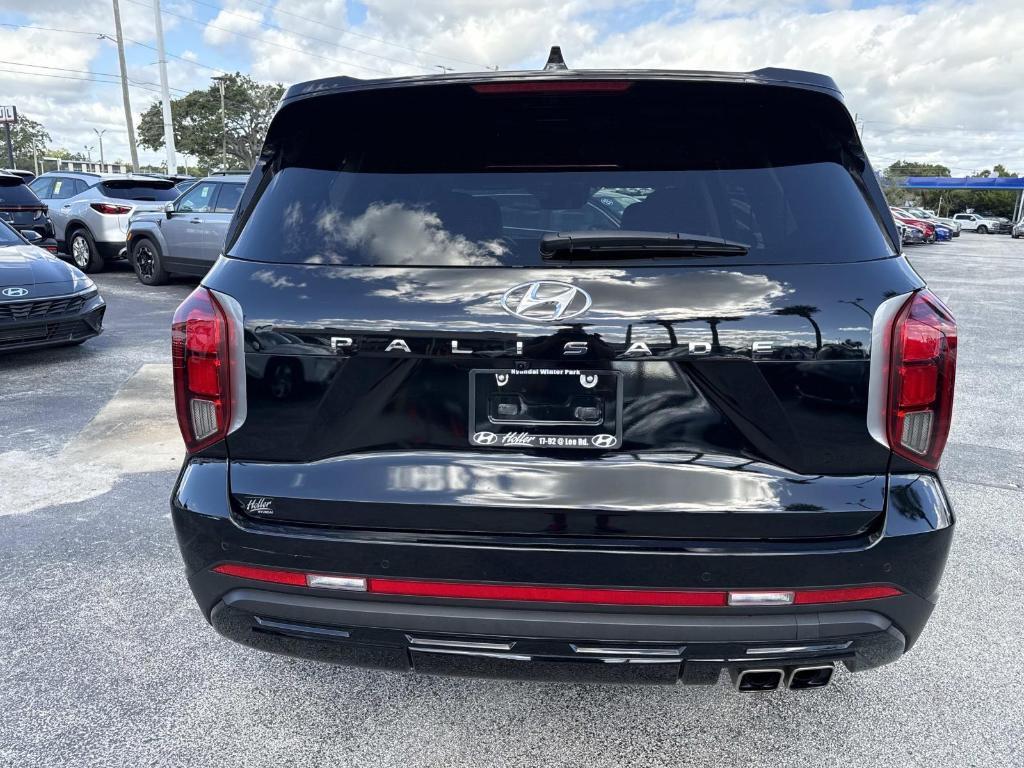 used 2024 Hyundai Palisade car, priced at $32,495