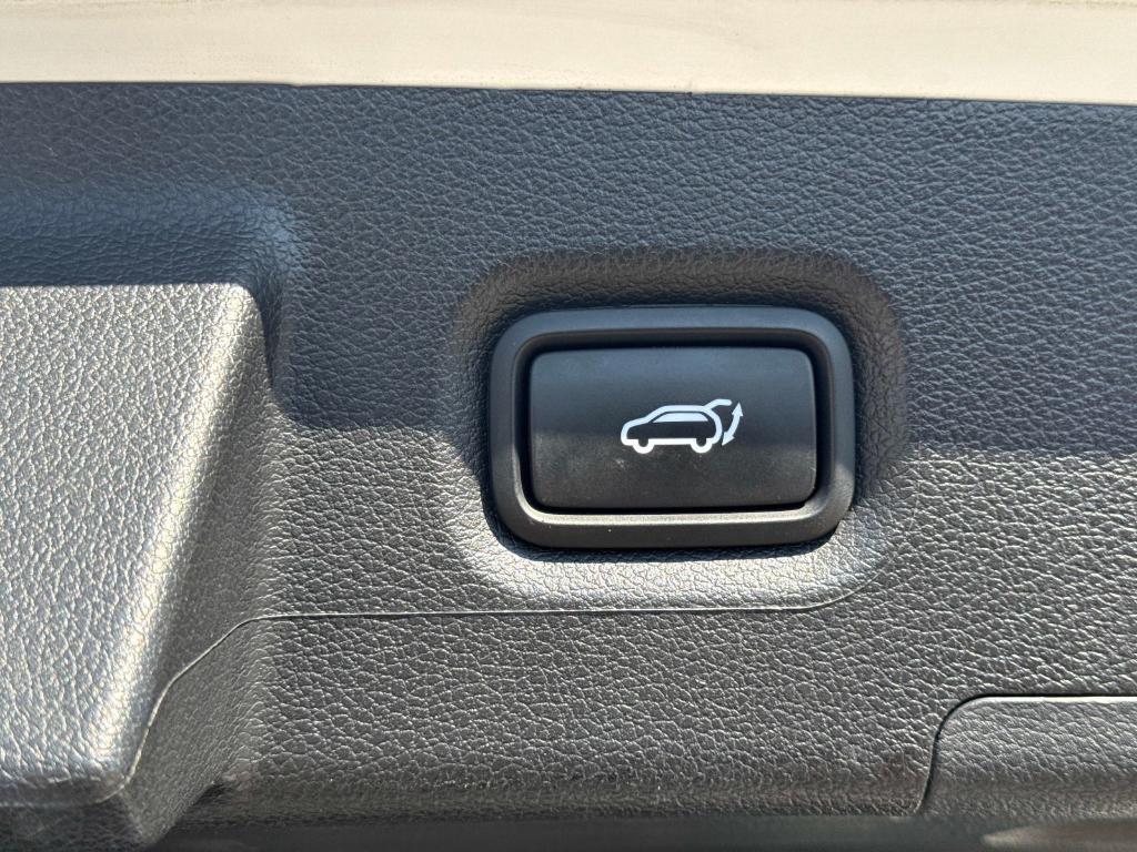 used 2023 Hyundai Santa Fe car, priced at $23,995