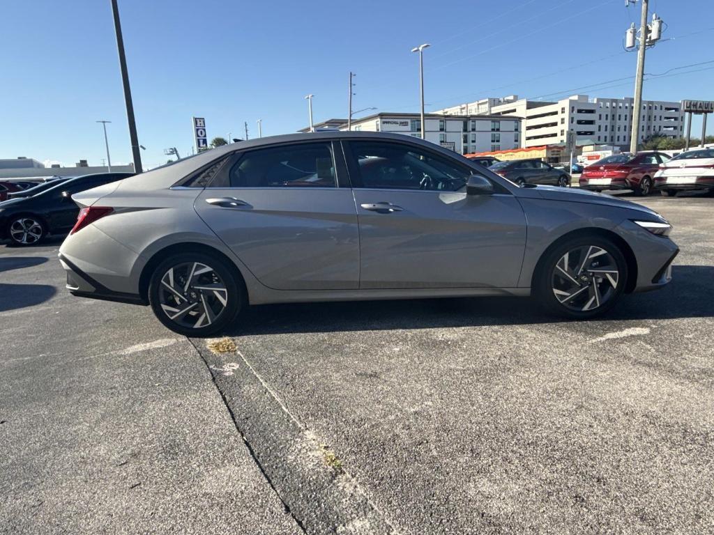 used 2025 Hyundai Elantra car, priced at $23,595