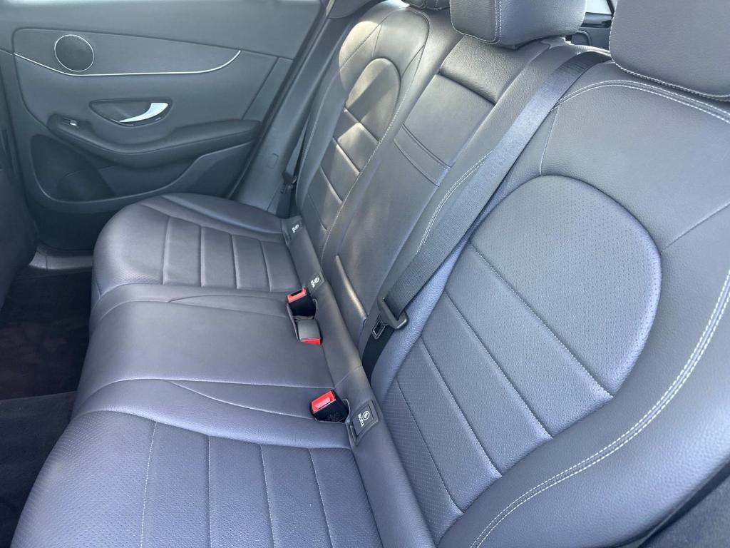 used 2021 Mercedes-Benz GLC 300 car