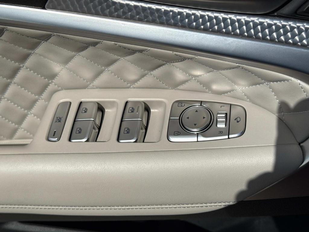 used 2022 Genesis G70 car, priced at $30,995