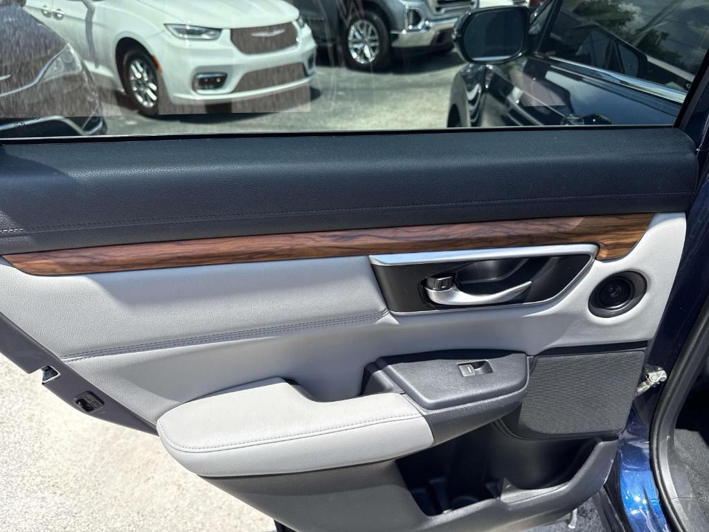 used 2018 Honda CR-V car, priced at $18,995