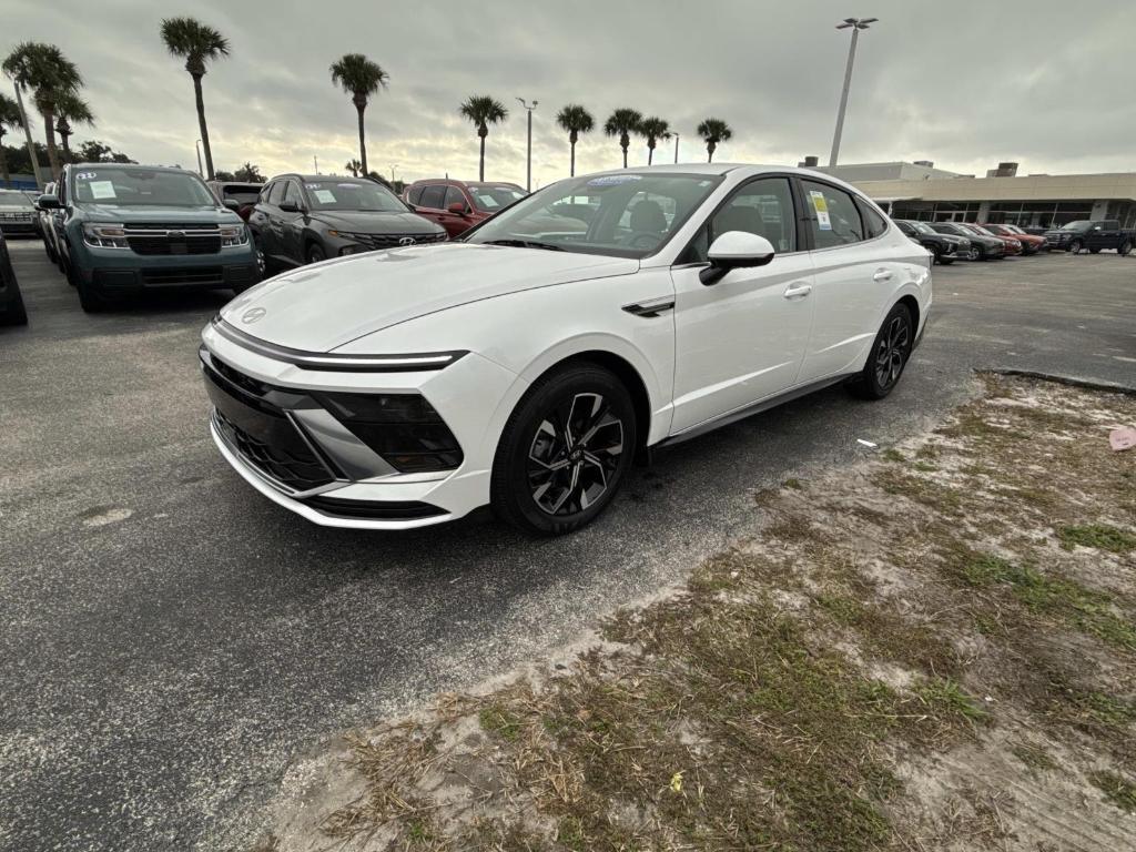 used 2025 Hyundai Sonata car, priced at $25,595