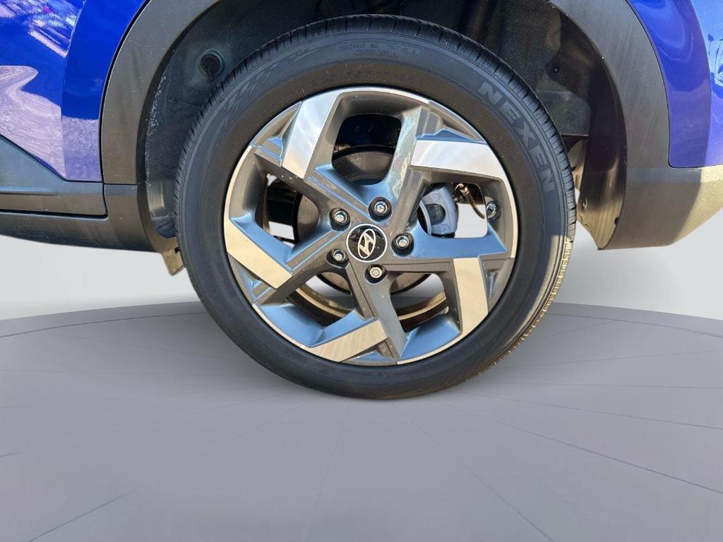 used 2025 Hyundai Venue car, priced at $20,795